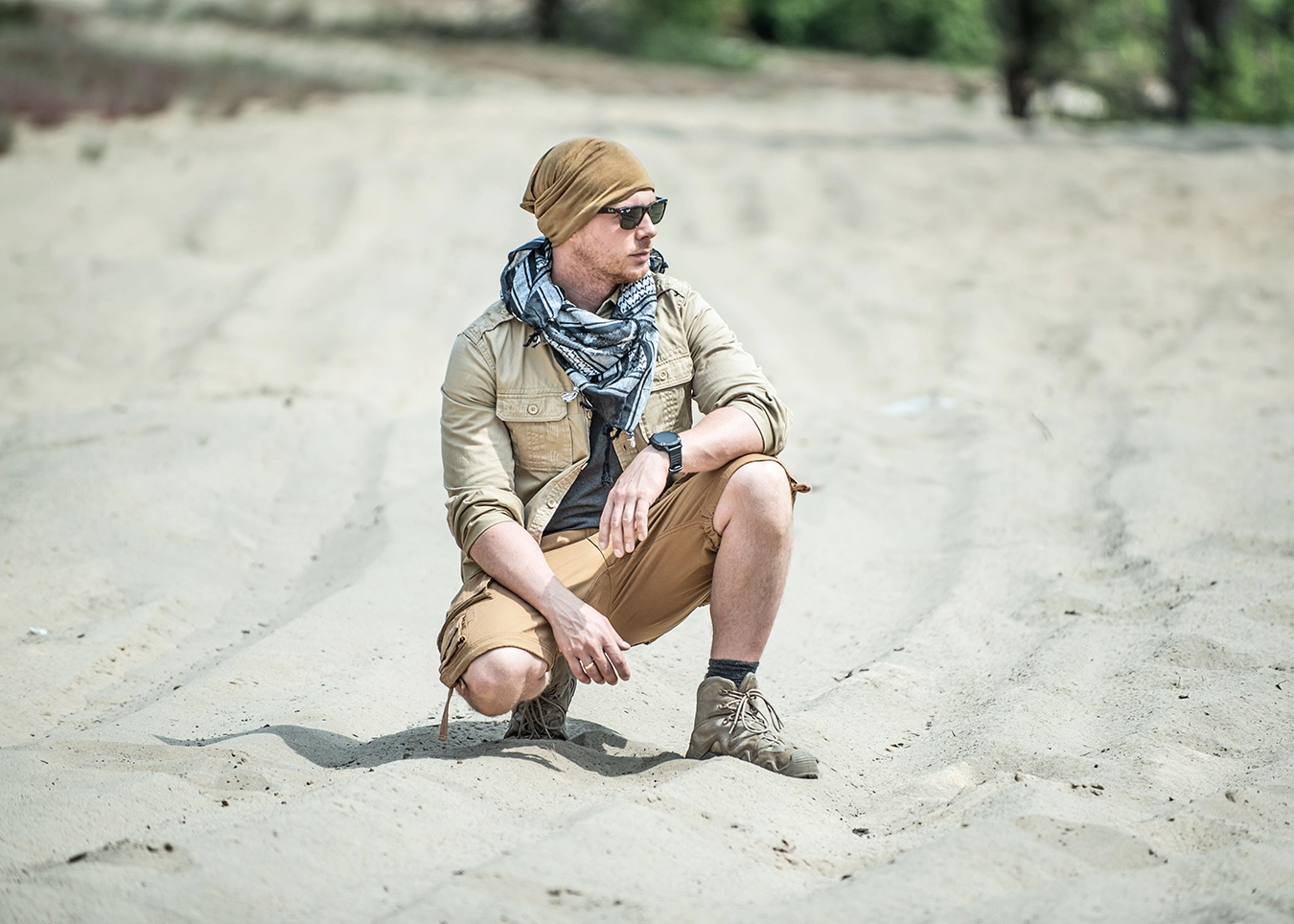 commercial-outdoor-photo-male-fashion-desert-poland