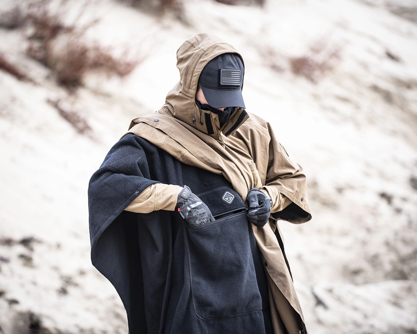 commercial-outdoor-tactical-photography-poncho-sandy-landscape-poland