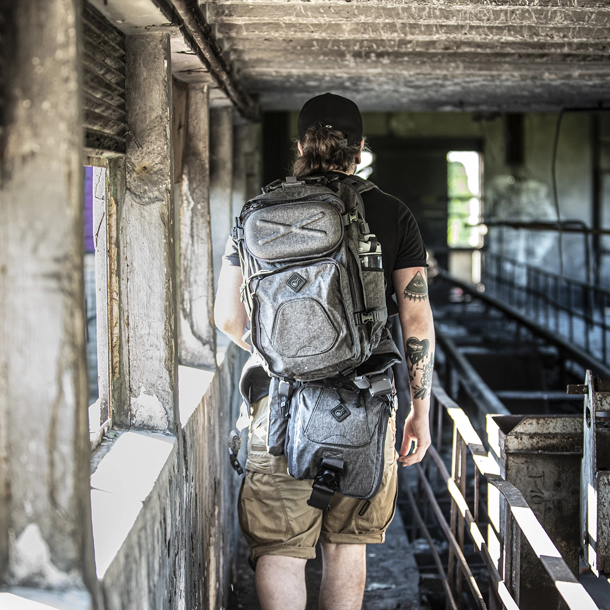 commercial-urbex-photography-grayman-bags-industrial-abandoned-plant-poland
