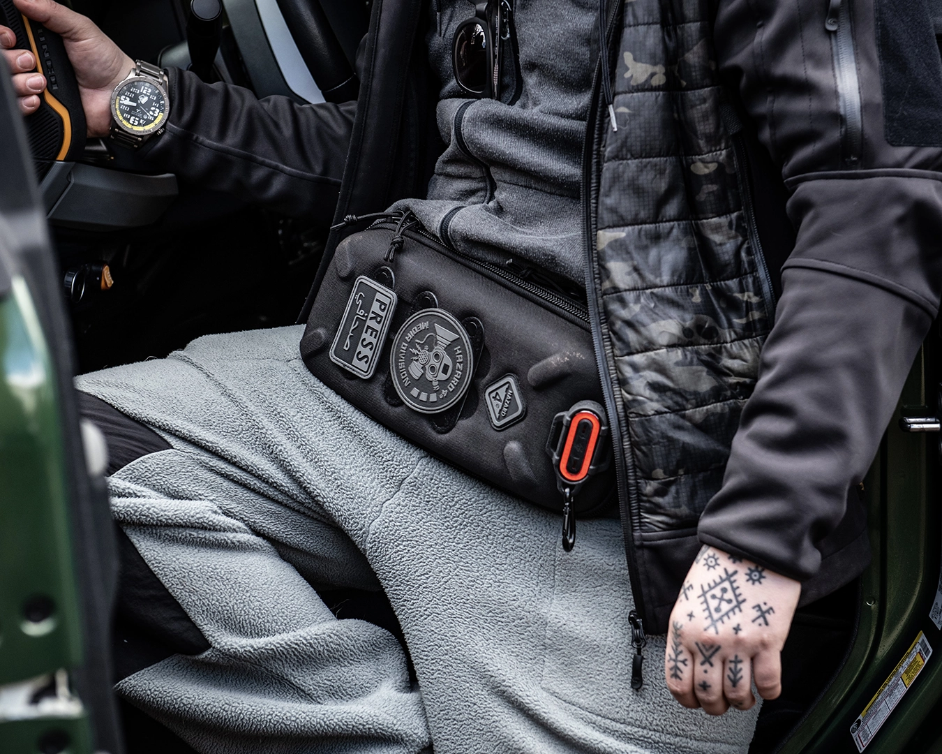 lifetstyle-product-photo-bronco-driver-edc-highend kopia