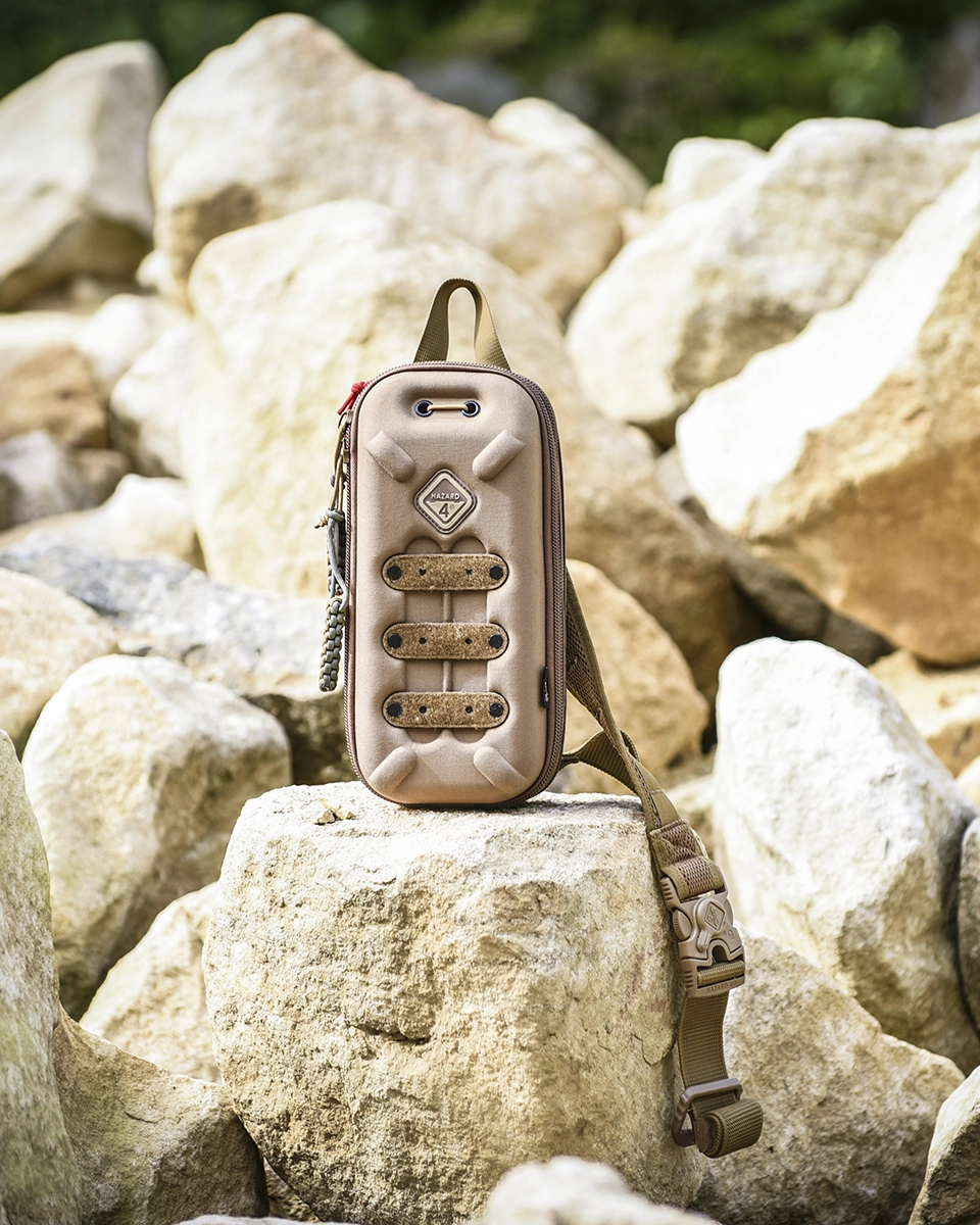 still-life-outdoor-edc-product-photo-bandoleer-coyote-mountains-rocks-poland