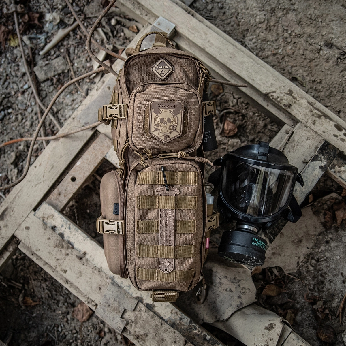 still-life-product-photo-sling-pack-gas-mask-urbex-warsaw-poland